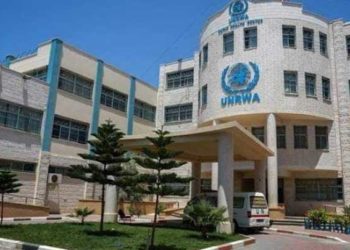 بعد إصلاح عطل فني.. “أونروا” تصرف المستحقات المالية لفلسطينيي سوريا في لبنان