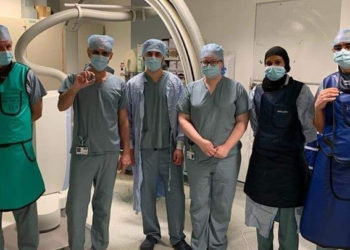 طبيب سوري ينجح بزراعة أصغر بطارية قلب في العالم