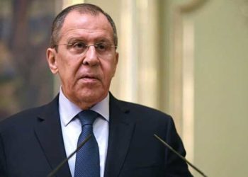 “سيرغي لافروف”: واشنطن أبلغتنا قبل دقائق من شن الغارات الأخيرة في سوريا