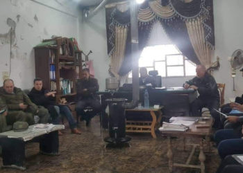 برفقة القوات الروسية.. مدير التربية يزور مدينة طفس غربي درعا