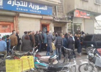 القائمون على “البطاقة الذكية” يرفضون تسجيل أطفال فلسطينيي سوريا