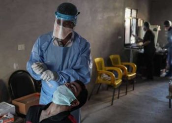 فريق لقاح سوريا يبدأ التخطيط للتطعيم بلقاح كورونا في الشمال المحرر