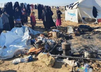 نصفهم أطفال.. وفاة ستة أشخاص بحريق في مخيم الهول