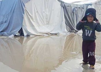 مع ترقب منخفض جوي.. “منسقو الاستجابة” يطالب بمساعدات عاجلة للمخيمات