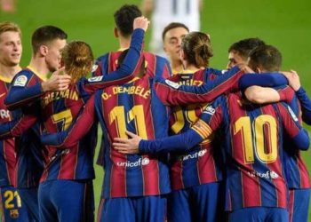 برشلونة يقلص فارق الصدارة مع أتلتيكو بعد الفوز على هويسكا