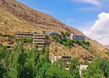 الأوضاع المعيشية تفتك بمهجري وادي بردى بريف دمشق وتثقل كاهلهم بالمصاريف