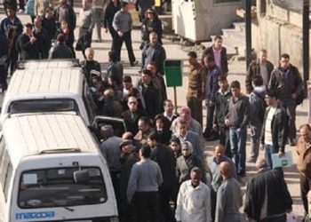 ارتفاع أسعار الهواتف المحمولة بسبب قرارات متسارعة من حكومة النظام