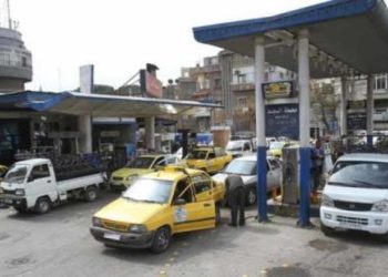 محطات الوقود الرسمية تبيع بأسعار السوق السوداء في ريف دمشق