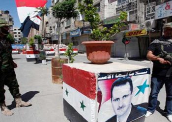 ثبات بالأسعار رغم انخفاض الدولار والتجار يبررون.. انخفاض وهمي