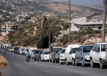 أزمة الطوابير تتجدد في دمشق وريفها بسبب نقص المحروقات