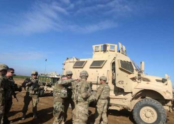 سياسيون لبنانيون يحذرون من مواجهة عقوبات “قيصر”