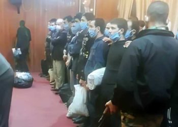 قوات النظام تطلق سراح عشرات المعتقلين في درعا