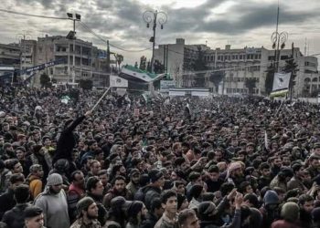 مظاهرات في مدن الشمال السوري إحياءً للذكرى العاشرة للثورة السورية