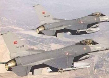 الطيران الحربي التركي يستهدف مواقع “قسد” بريف الرقة