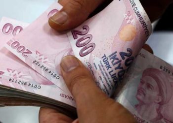 سعر صرف الليرة التركية أمام العملات الأجنبية والذهب عند إغلاق تداولات الأسبوع