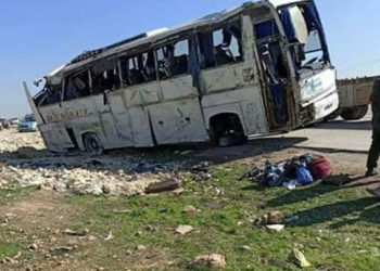 في يومٍ واحد.. 9 قتلى و50 جريحاً جراء ثلاثة حوادث مرورية على طريق “دمشق – حمص”