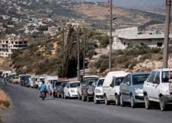 أزمة مواصلات خانقة تشهدها محافظة درعا بالتزامن مع ارتفاع أسعار المحروقات