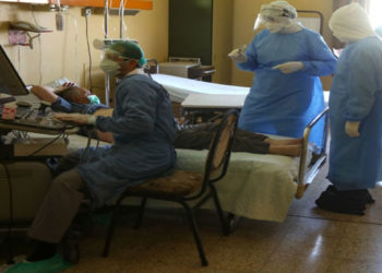 إشغال 90 بالمئة من أسرّة العناية المشددة بمصابي كورونا في ريف دمشق