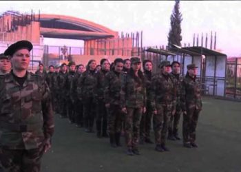 إعلام موالٍ يتداول أنباء عن دراسة لفرض الخدمة الإلزامية على الإناث