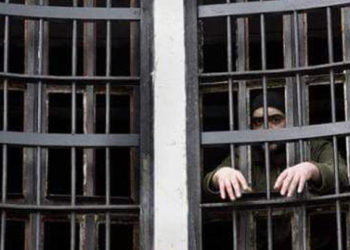 درعا.. مقتل أحد المعتقلين تحت التعذيب في سجون النظام