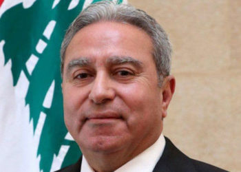 لبحث ملف النازحين.. وزير لبناني يصل دمشق