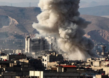 قتلى وجرحى جراء انفجار مخازن أسلحة لقوات النظام في ريف دمشق