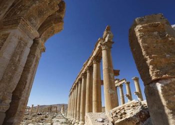 بدء أعمال ترميم قوس النصر الأثري في تدمر بريف حمص