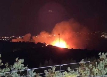 إصابات وحالات اختناق جراء حريق في حمص