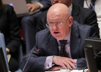 وزير لبناني يتهم نظام الأسد بالتسبب في أزمة وقود في بلاده