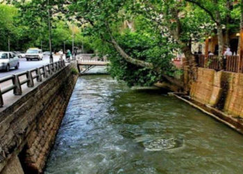 انتشال طفل غرق في نهر بردى بدمشق واستمرار البحث عن ثانٍ