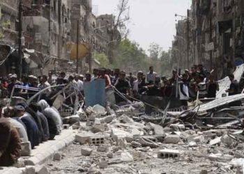 “مجموعة العمل”: هناك جثث ما تزال تحت الأنقاض في مخيم اليرموك جنوب دمشق