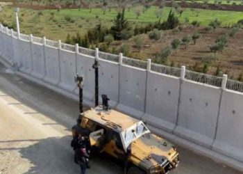 تركيا تضبط 41 شخصاً حاولوا التسلل إلى سوريا واليونان