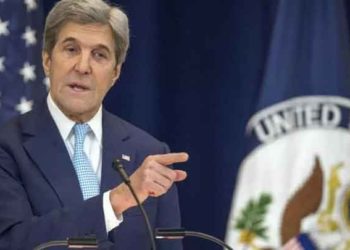 مطالبات بفتح تحقيق في إبلاغ “كيري” لإيران بالضربات الإسرائيلية على سوريا