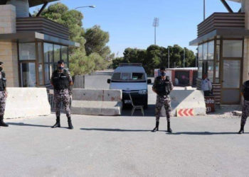 السلطات الأردنية تطلب من قادة الفصائل المقيمين على أراضيها بتجميد نشاطاتهم