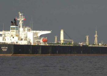 بـ3 ملايين برميل نفط.. إيران تواصل دعم نظام الأسد