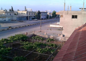 قتيل وجريحان من قوات النظام باستهداف سيارة شمالي درعا