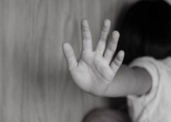 ريف دمشق.. امرأة تقتل حفيد زوجها وتلقيه بمياه الصرف الصحي