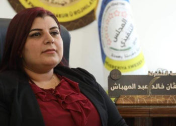 الإدارة الذاتية تعلق على التوتر في القامشلي وتتهم ميليشيا “الدفاع الوطني” بـ “الفتنة”