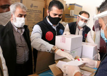 وصول أول دفعة من لقاحات كورونا إلى الشمال السوري