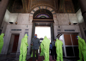 بدعمٍ خيري خارج أوقاف النظام.. المساجد بريف دمشق تتخذ إجراءاتها ضد كورونا