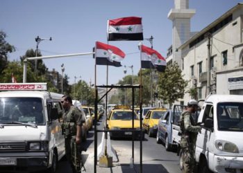 اعتقالات تطال مدنيين على حواجز القنيطرة تزامناً مع حصار “أم باطنة”