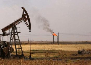 إتاوات تجبر مستثمرين على تسليم بئر نفط لقسد في ديرالزور