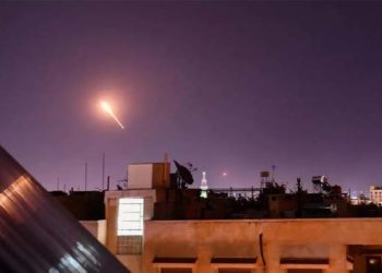 إسرائيل تستهدف مخزناً عسكرياً للنظام في القنيطرة