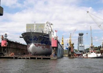 على رأسها النمر.. تعزيزات عسكرية للنظام إلى بادية الرقة