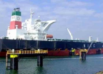 حكومة النظام تحذر إسرائيل من استهداف ناقلات النفط الإيرانية