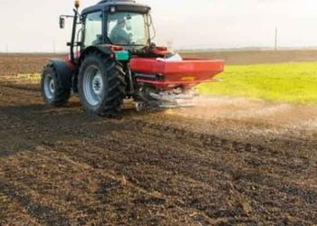 نظام الأسد يسعى لتأمين الآليات الزراعية من روسيا