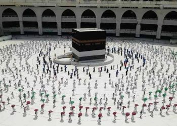 السعودية تبحث قرار منع أداء فريضة الحج للوافدين للمرة الثانية بسبب كورونا