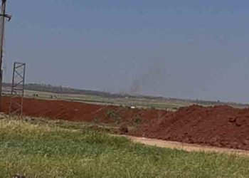 قتيل باستهداف قوات النظام سيارة مدنية بريف حلب