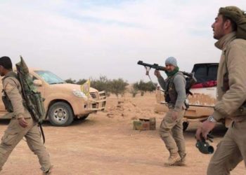 الرقة.. قوات “PYD” تعتقل 13 طالباً على أحد المعبر بينها وبين النظام