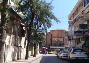 احتجاجاً على قانون “البيوع العقارية”.. رجال الكرامة يغلقون مديرية النقل في السويداء